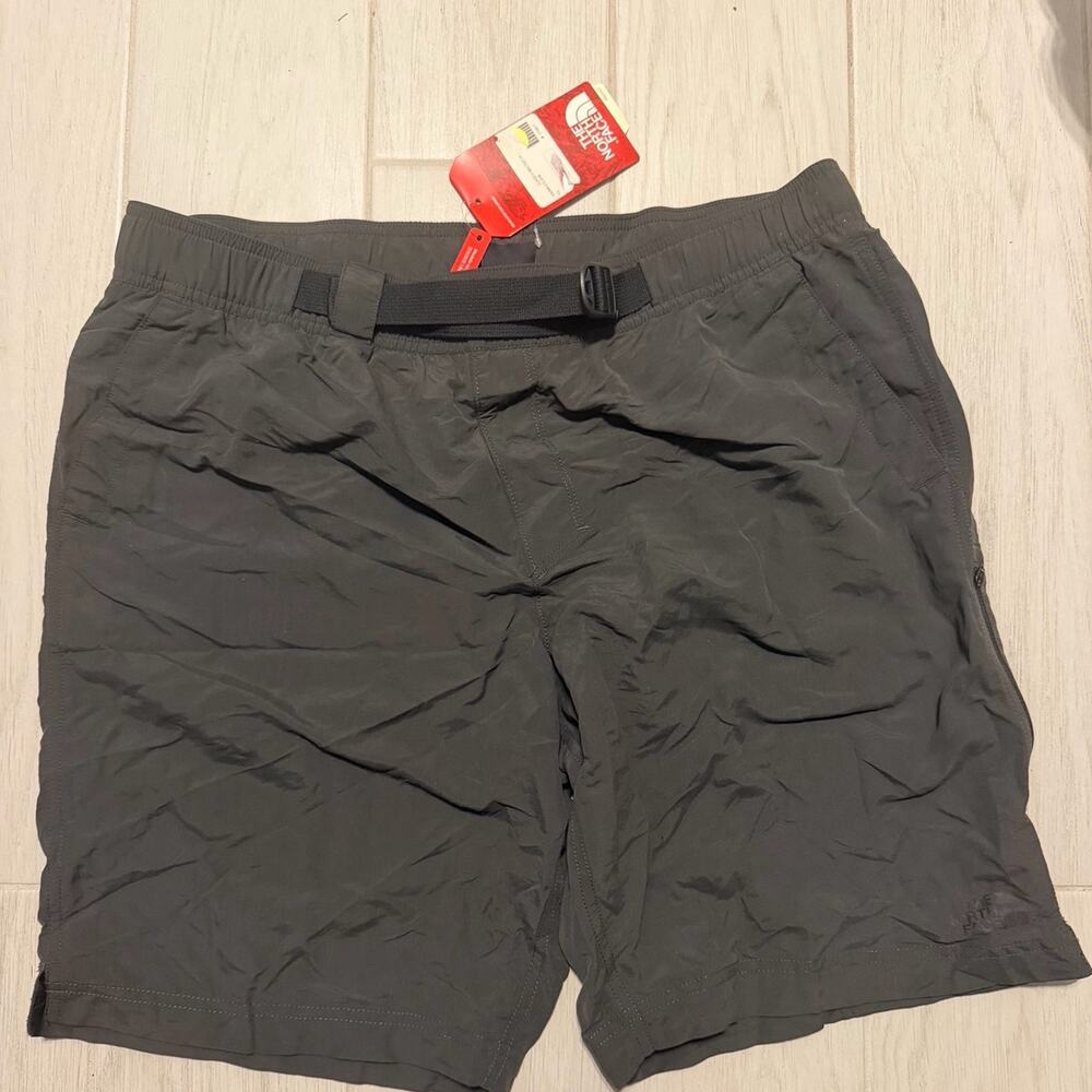 The North Face Men’s Class V Belted Swim Trunks Shorts Black Size L NWT FlashDry